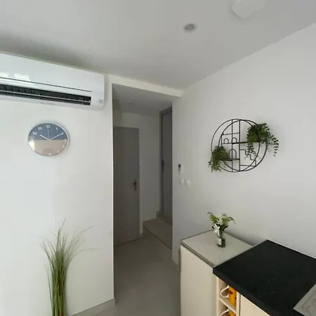 Aniane Appartement Apartment